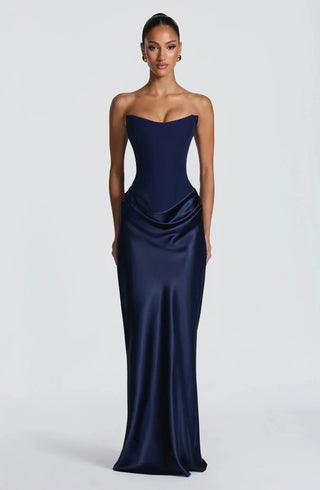 NINA-KLEID